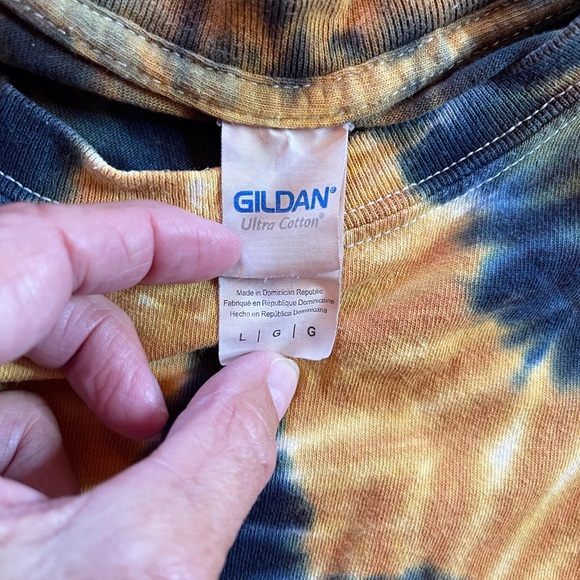 New Orleans Saints Fleur de lis tie-dyed short sleeve shirt. Size Large UNISEX - Picture 6 of 7